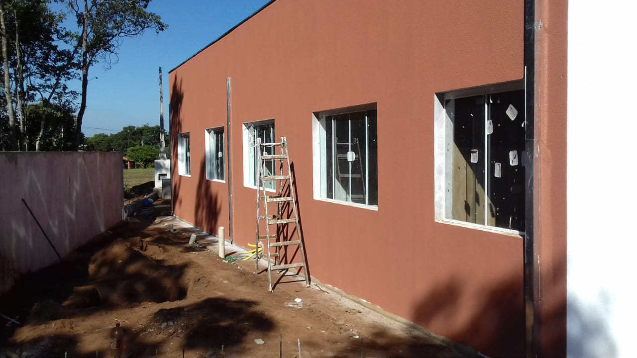 Janelas de alumínio em fachada